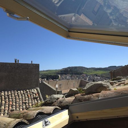 San Nicolo Holiday Home 蒙塔尔巴诺埃利科纳 客房 照片