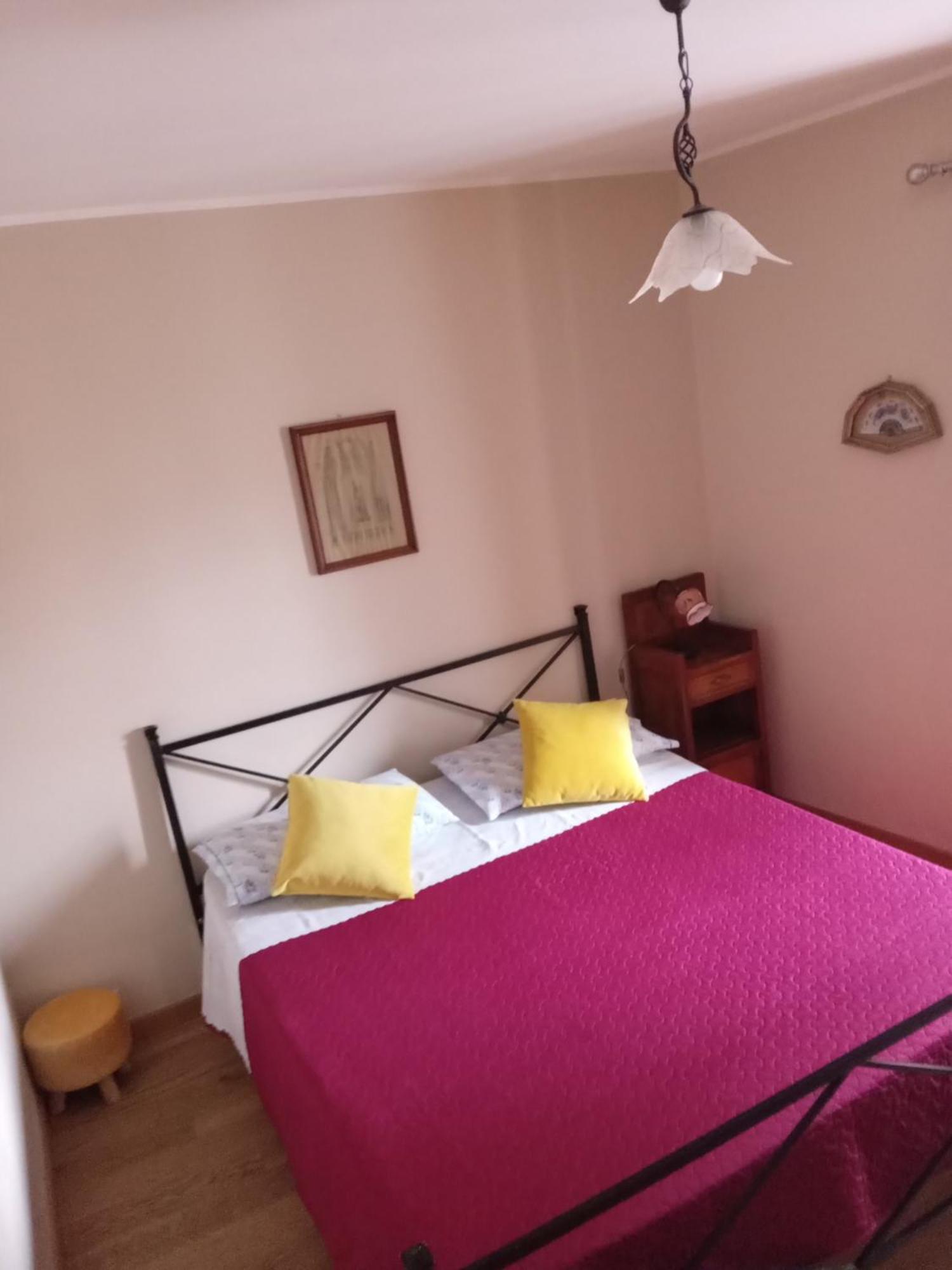 San Nicolo Holiday Home 蒙塔尔巴诺埃利科纳 外观 照片