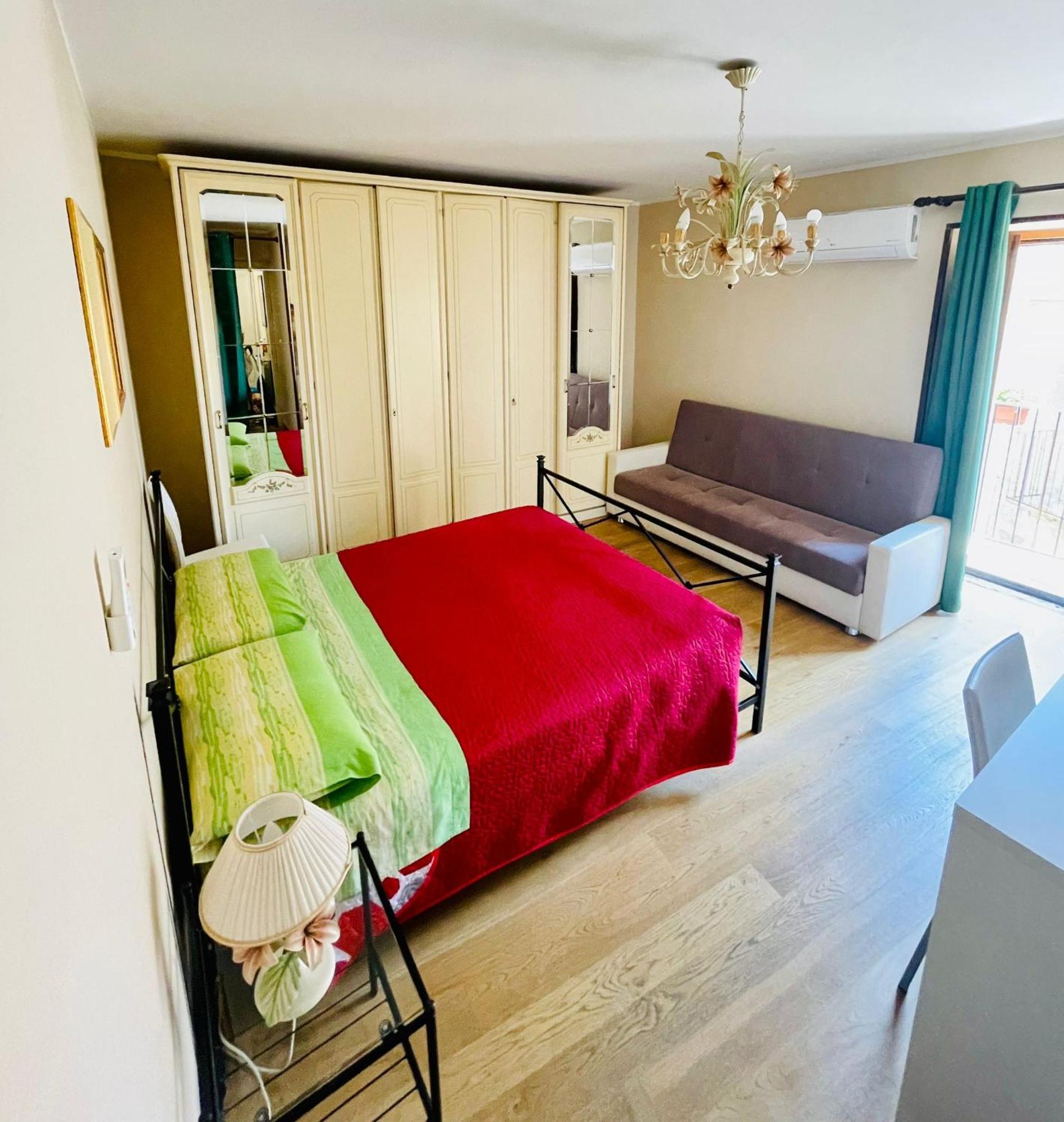 San Nicolo Holiday Home 蒙塔尔巴诺埃利科纳 外观 照片