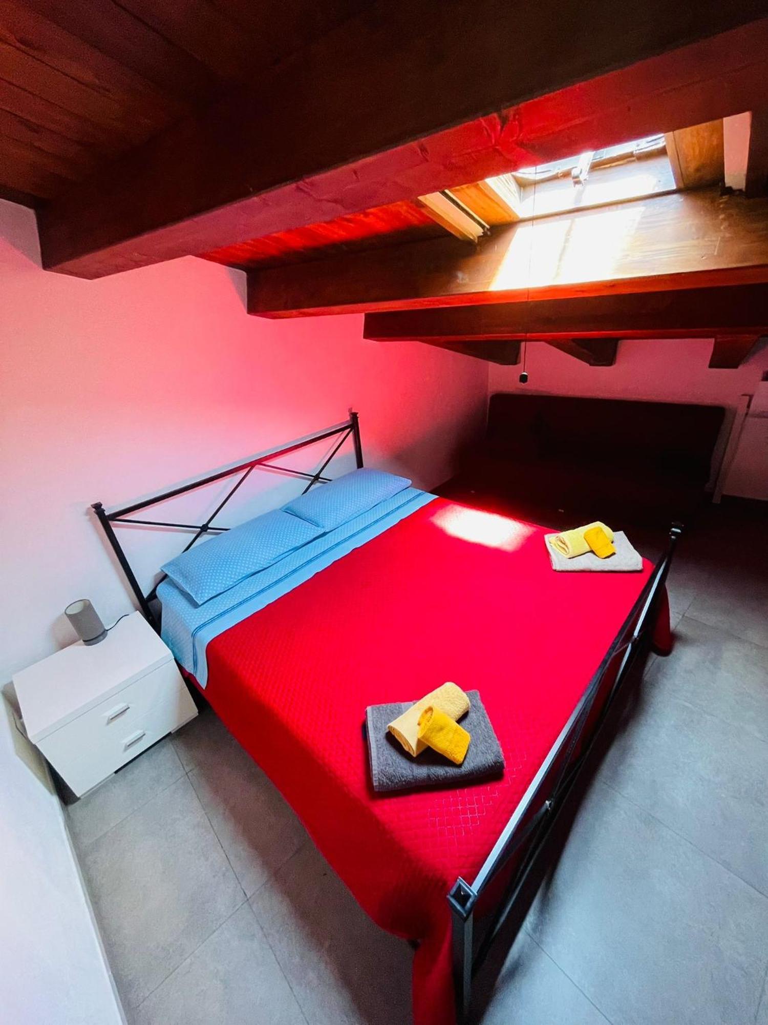San Nicolo Holiday Home 蒙塔尔巴诺埃利科纳 外观 照片