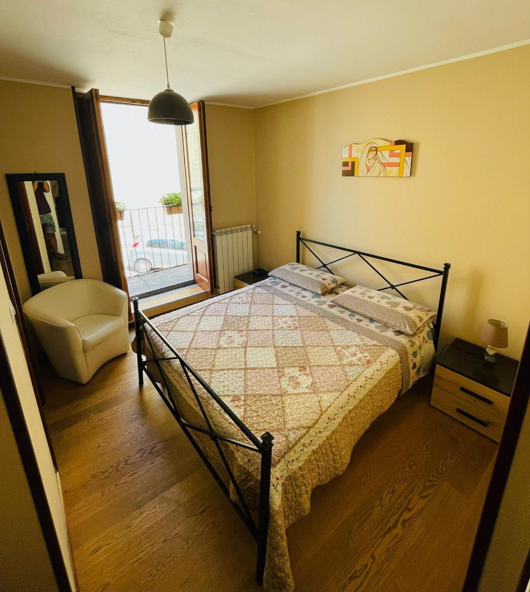 San Nicolo Holiday Home 蒙塔尔巴诺埃利科纳 外观 照片
