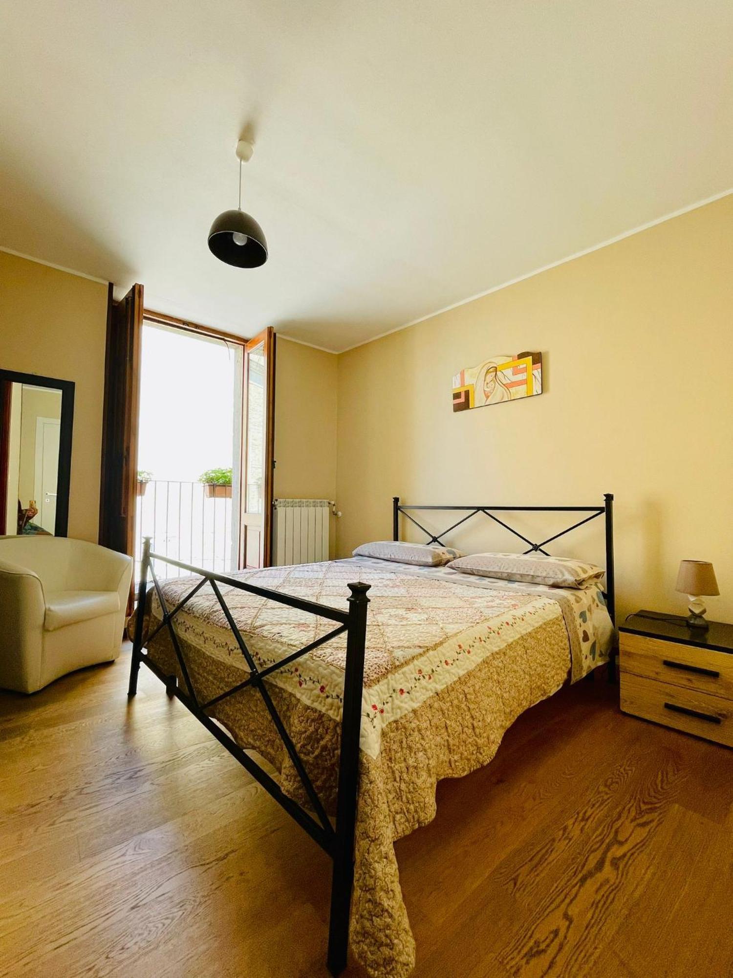 San Nicolo Holiday Home 蒙塔尔巴诺埃利科纳 外观 照片