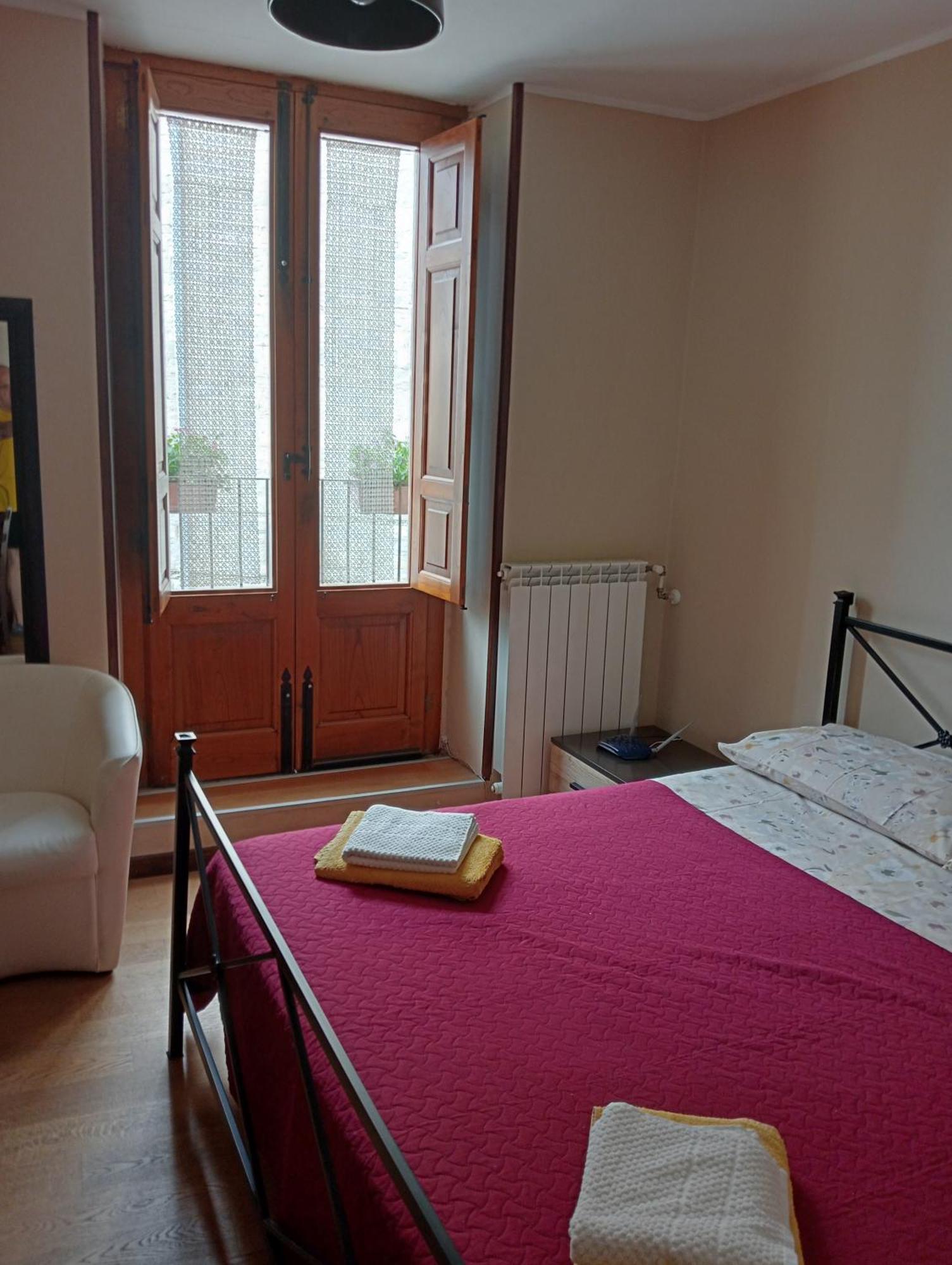 San Nicolo Holiday Home 蒙塔尔巴诺埃利科纳 外观 照片