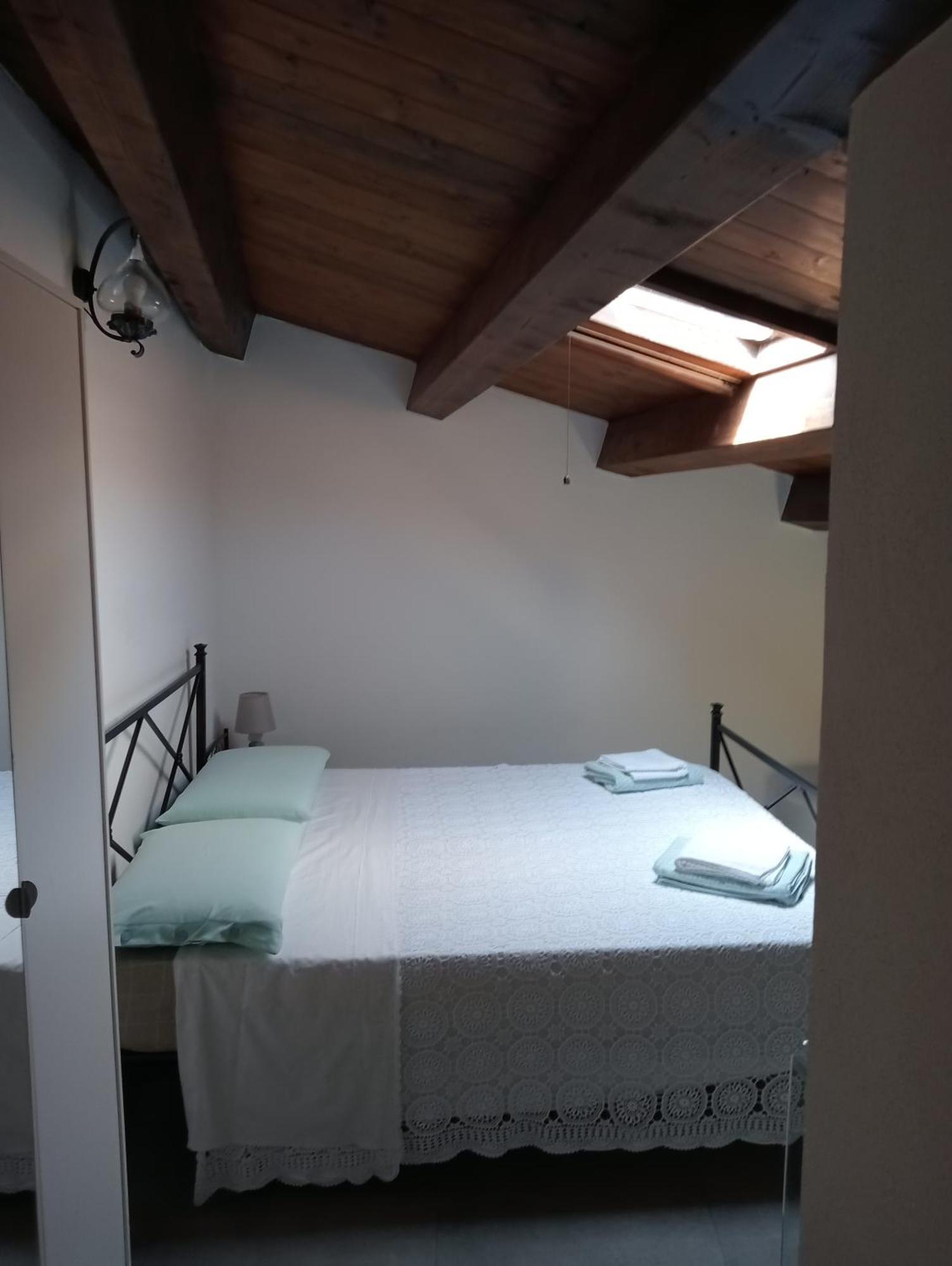 San Nicolo Holiday Home 蒙塔尔巴诺埃利科纳 外观 照片