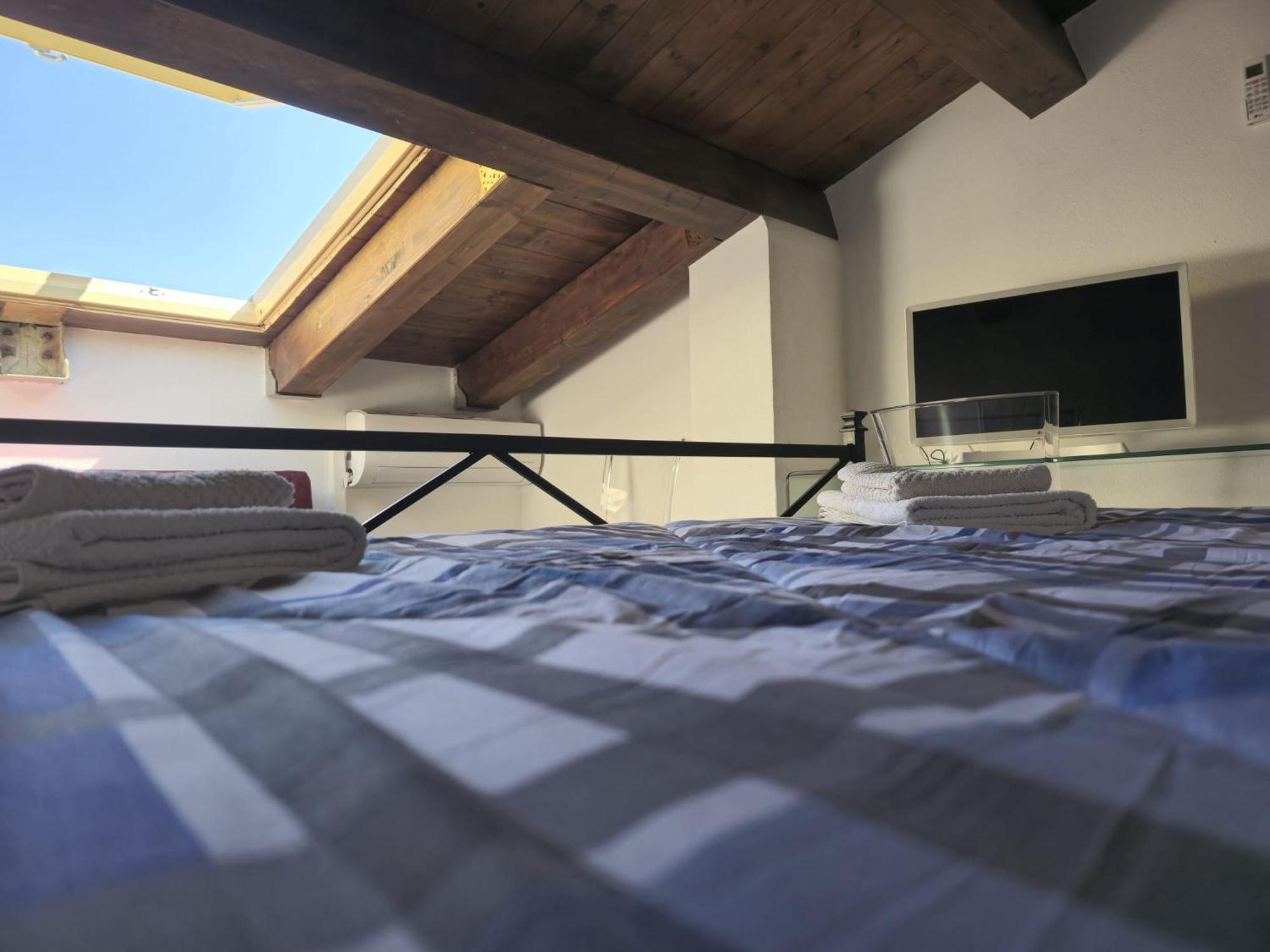 San Nicolo Holiday Home 蒙塔尔巴诺埃利科纳 客房 照片