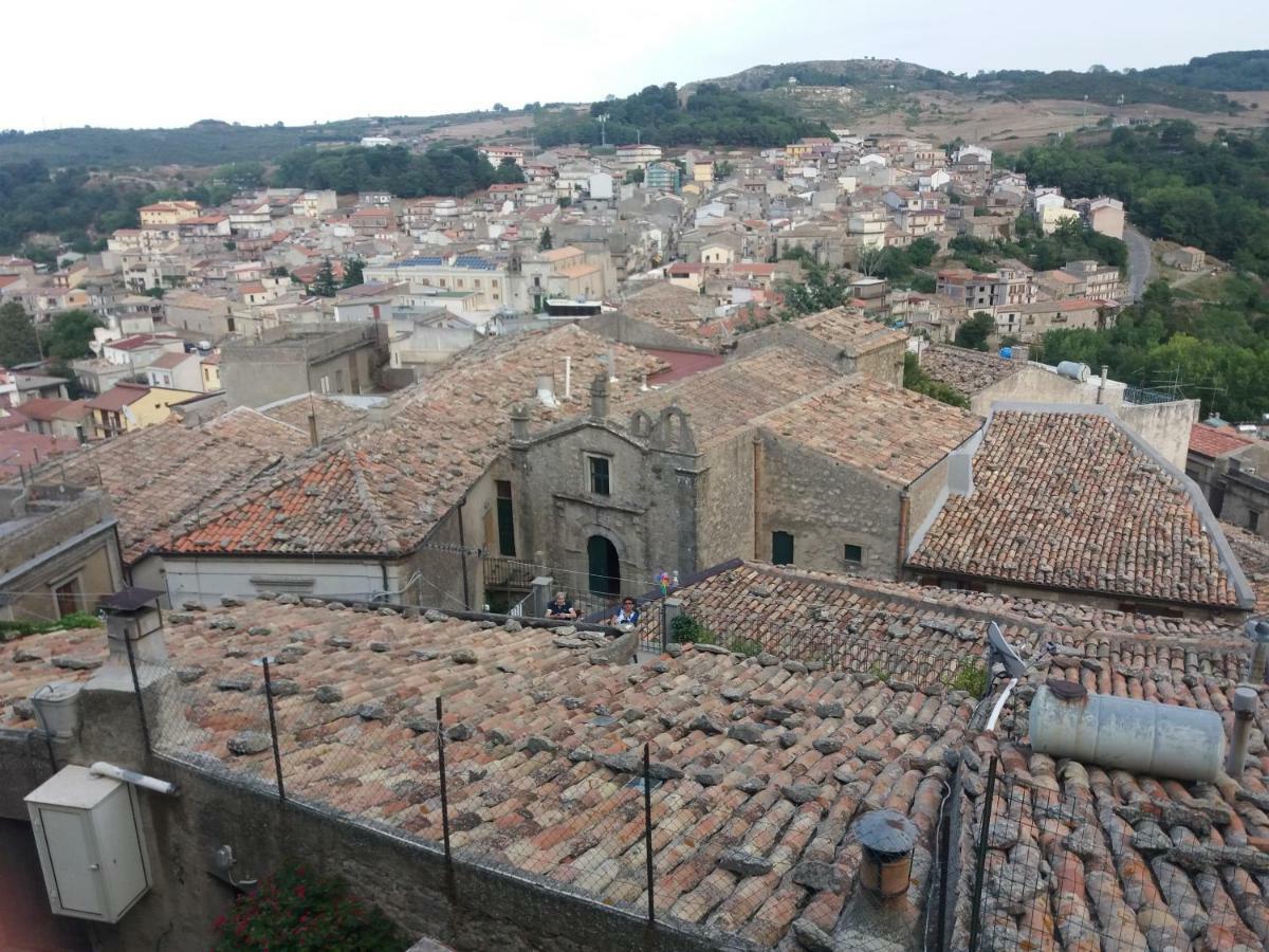 San Nicolo Holiday Home 蒙塔尔巴诺埃利科纳 外观 照片